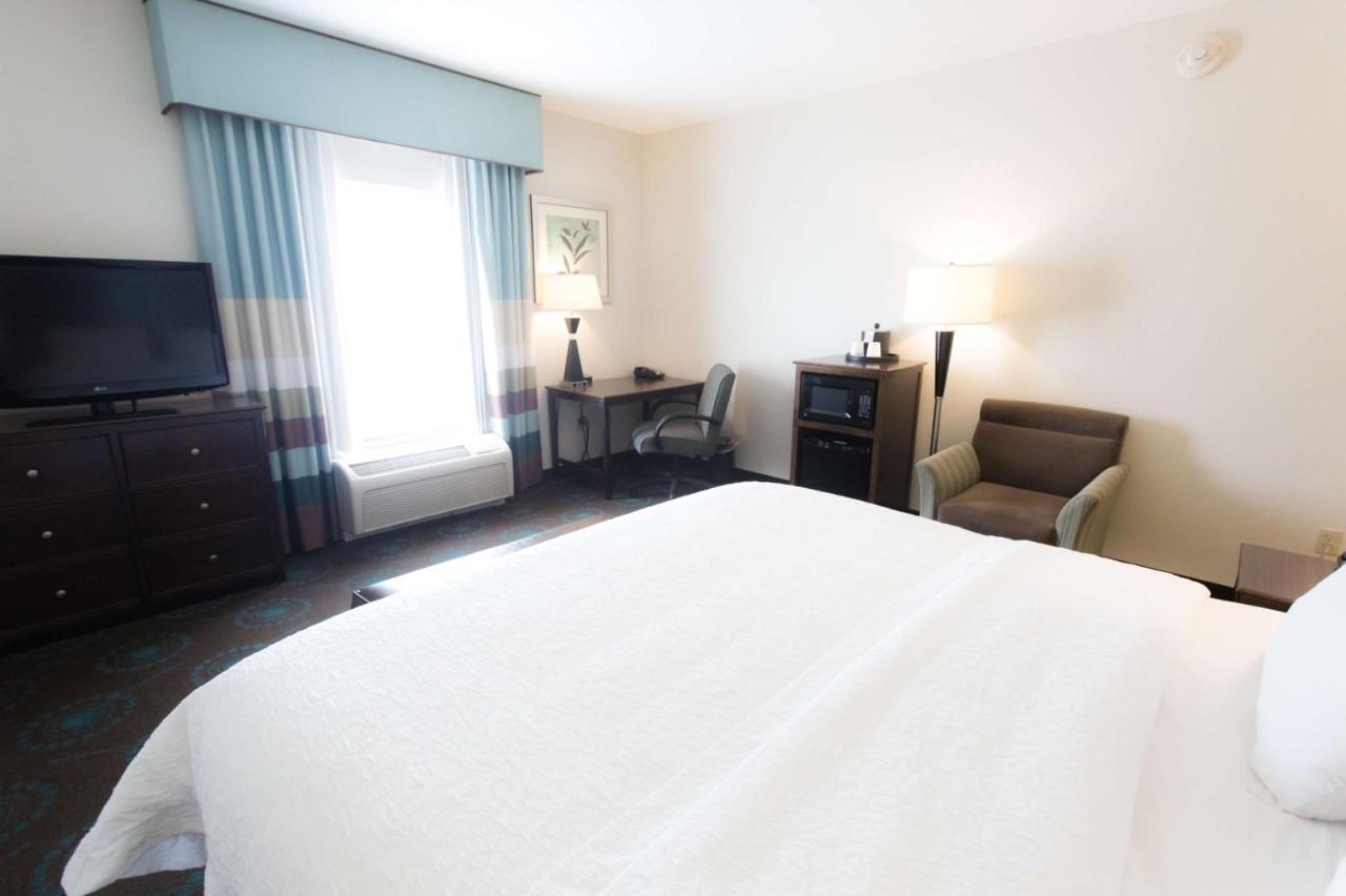 Hampton Inn & Suites Middlebury Exteriér fotografie