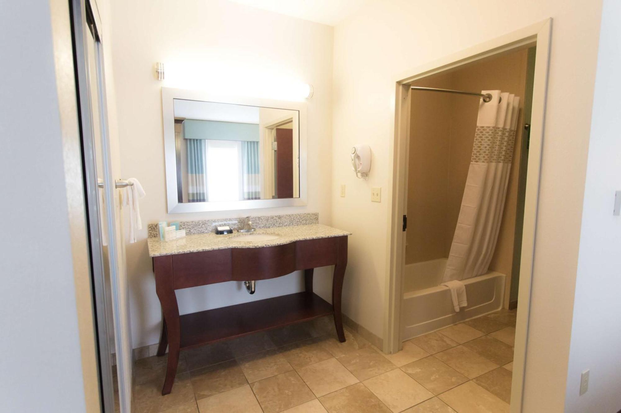 Hampton Inn & Suites Middlebury Exteriér fotografie
