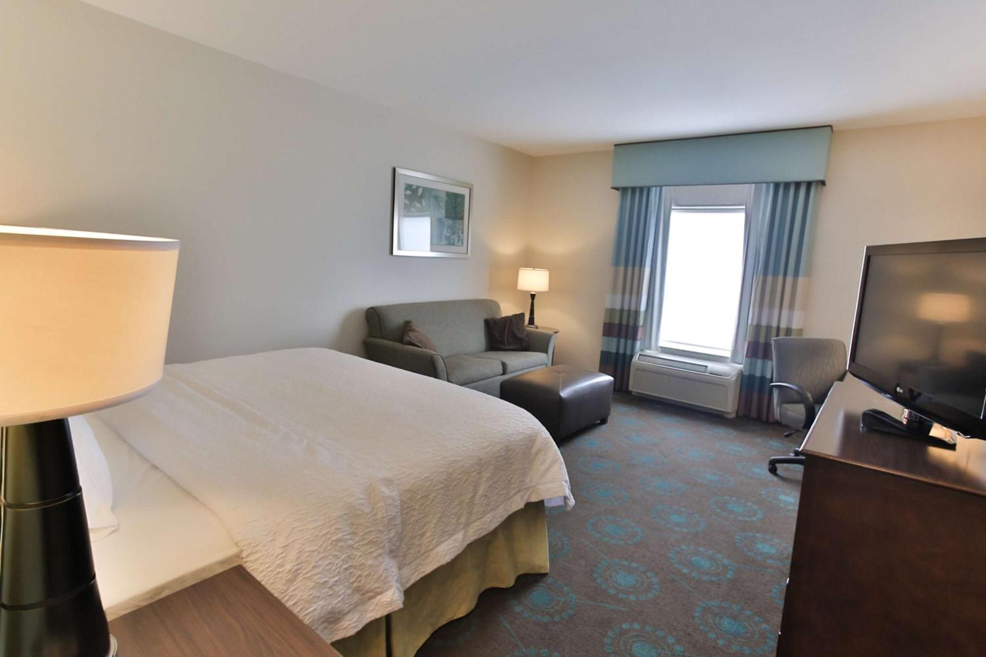 Hampton Inn & Suites Middlebury Exteriér fotografie
