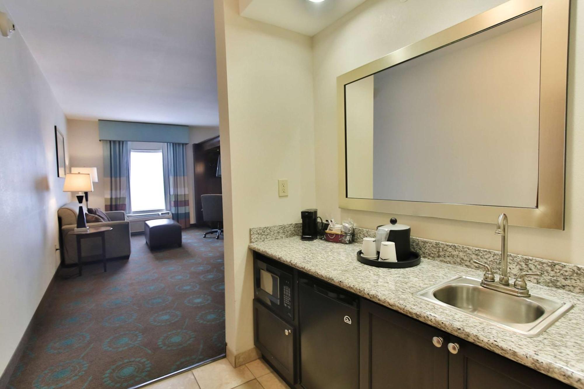 Hampton Inn & Suites Middlebury Exteriér fotografie