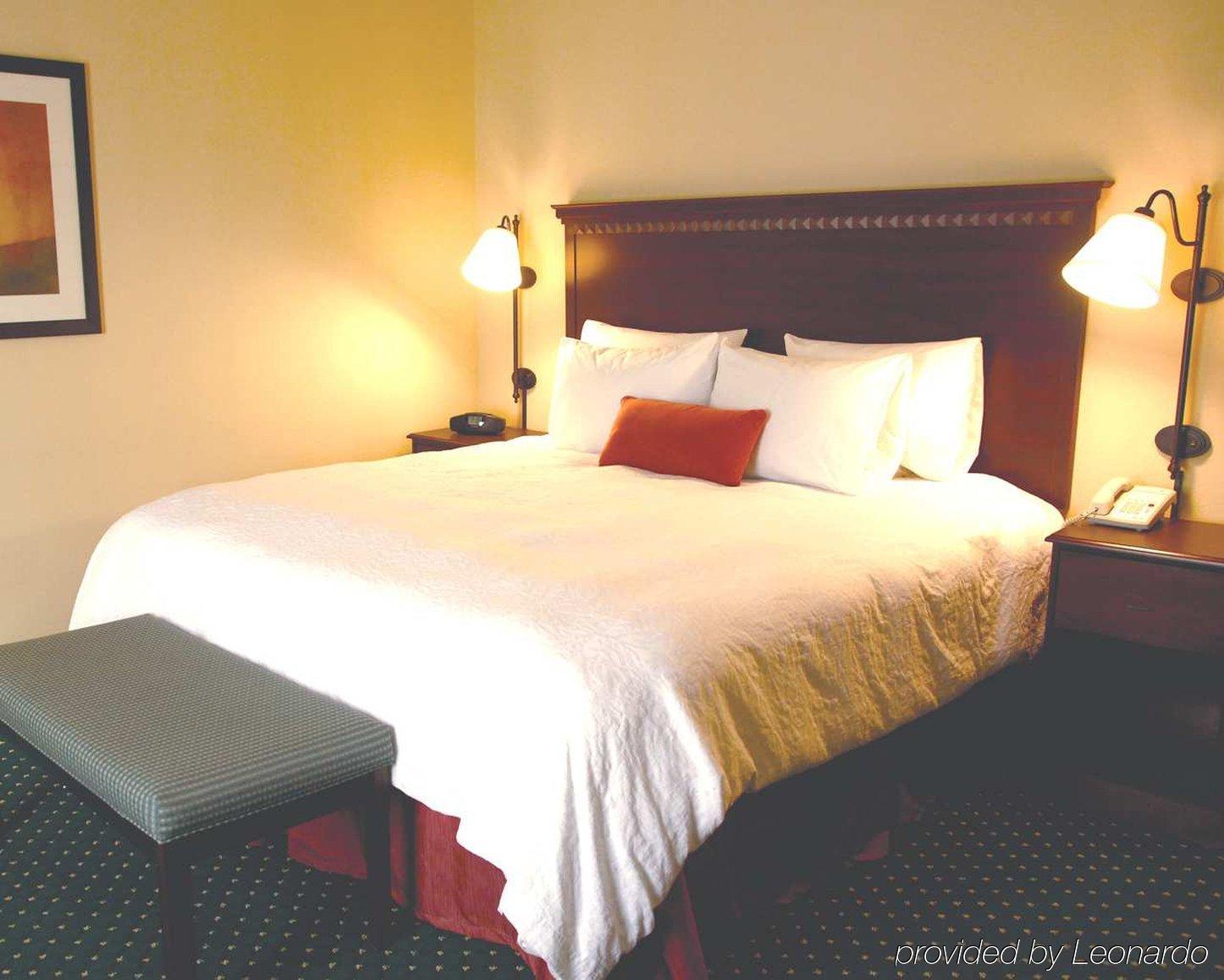 Hampton Inn & Suites Middlebury Pokoj fotografie